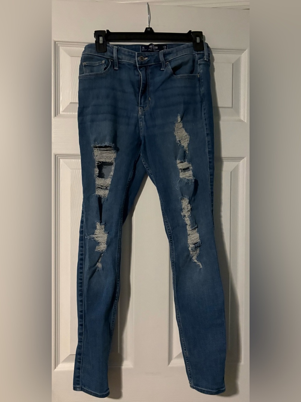Hollister High Rise Super Skinny Ripped Jeans 7R